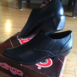NIB NWT genuine leather black Dingo slide on boot